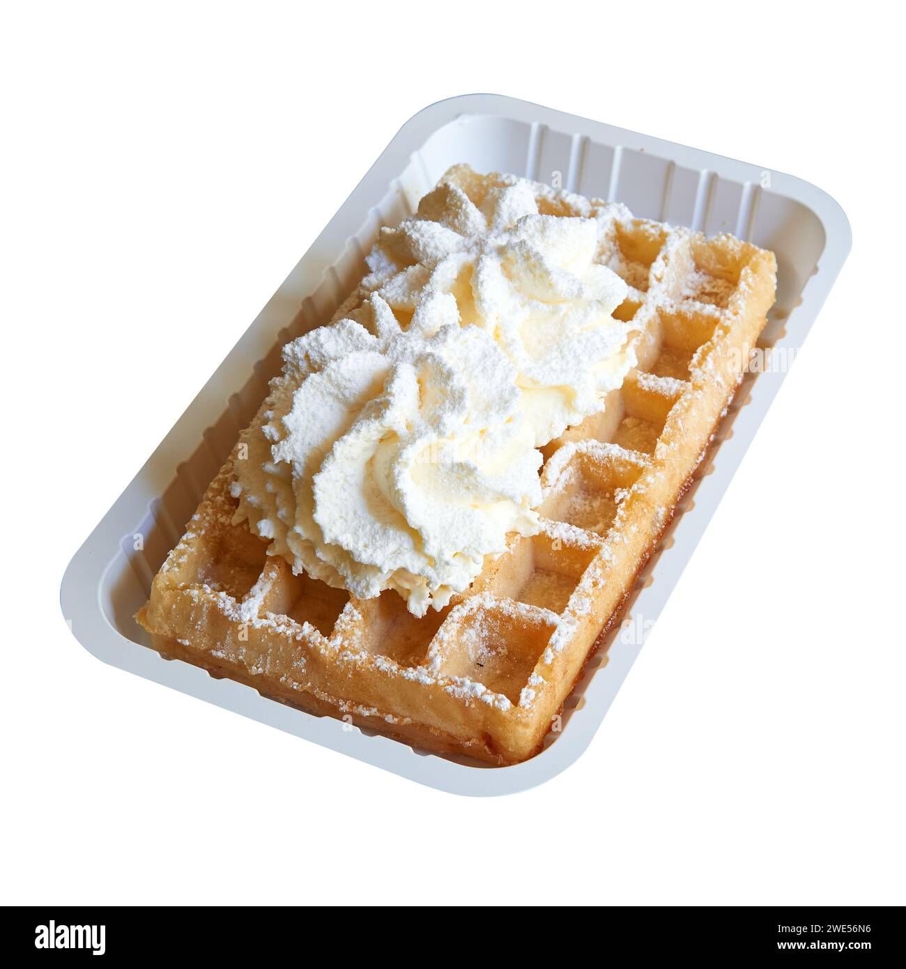 Gustosi waffle belgi in confezione isolata su sfondo bianco con percorso di ritaglio Foto Stock