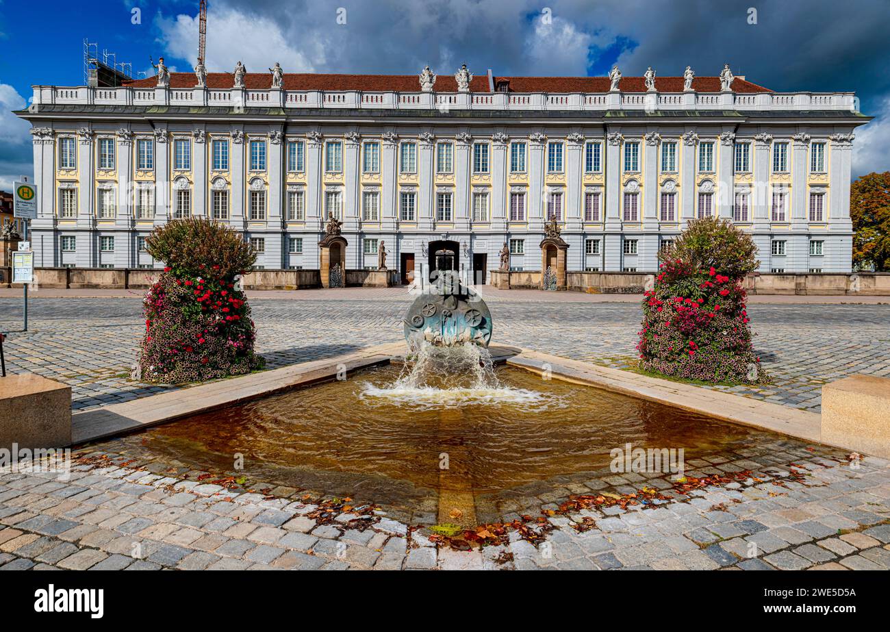 Fontana Ansbacchantin di fronte alla Residenz ad Ansbach, Baviera, Germania Foto Stock