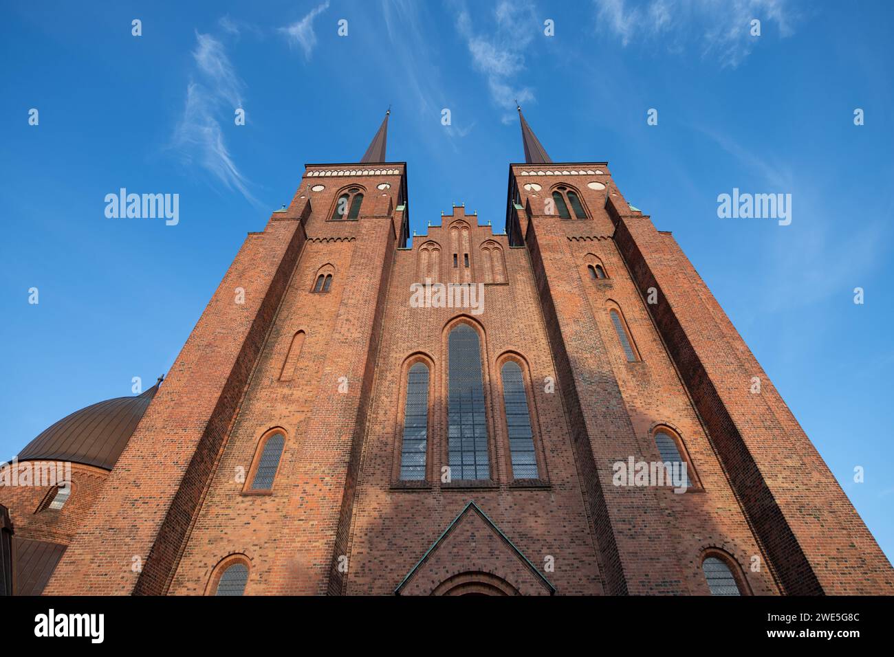 Cattedrale di Roskilde del XIII secolo. È la chiesa più importante della Danimarca e patrimonio dell'umanità dell'UNESCO, Foto Stock