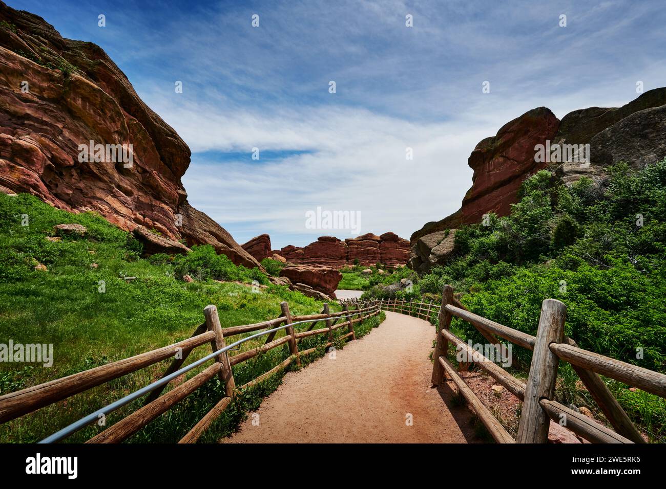 Percorso attraverso il Red Rocks Park, Colorado Foto Stock