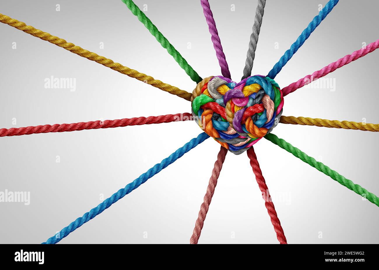 Forza in Connection e Unione dell'amore come corde diverse sagomate come un cuore in un gruppo di corde intrecciate collegate tra loro Foto Stock