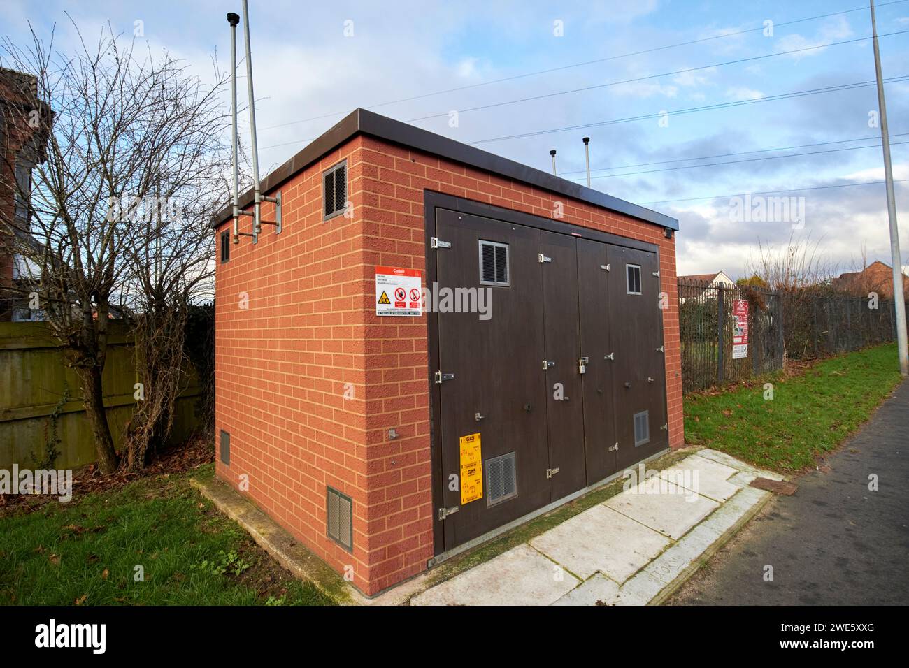 punto di accesso per la distribuzione di gas cadent vicino a liverpool, merseyside, inghilterra, regno unito Foto Stock