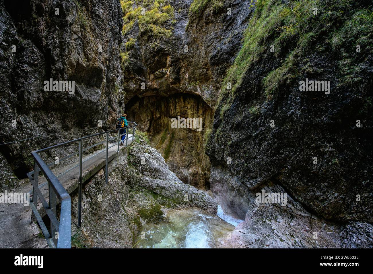 Escursioni nella gola, Almbach, Almbachlamm, gola, canyon, gola, Parco Nazionale di Berchtesgaden, Alpi Berchtesgaden, alta Baviera, Baviera, Germania Foto Stock