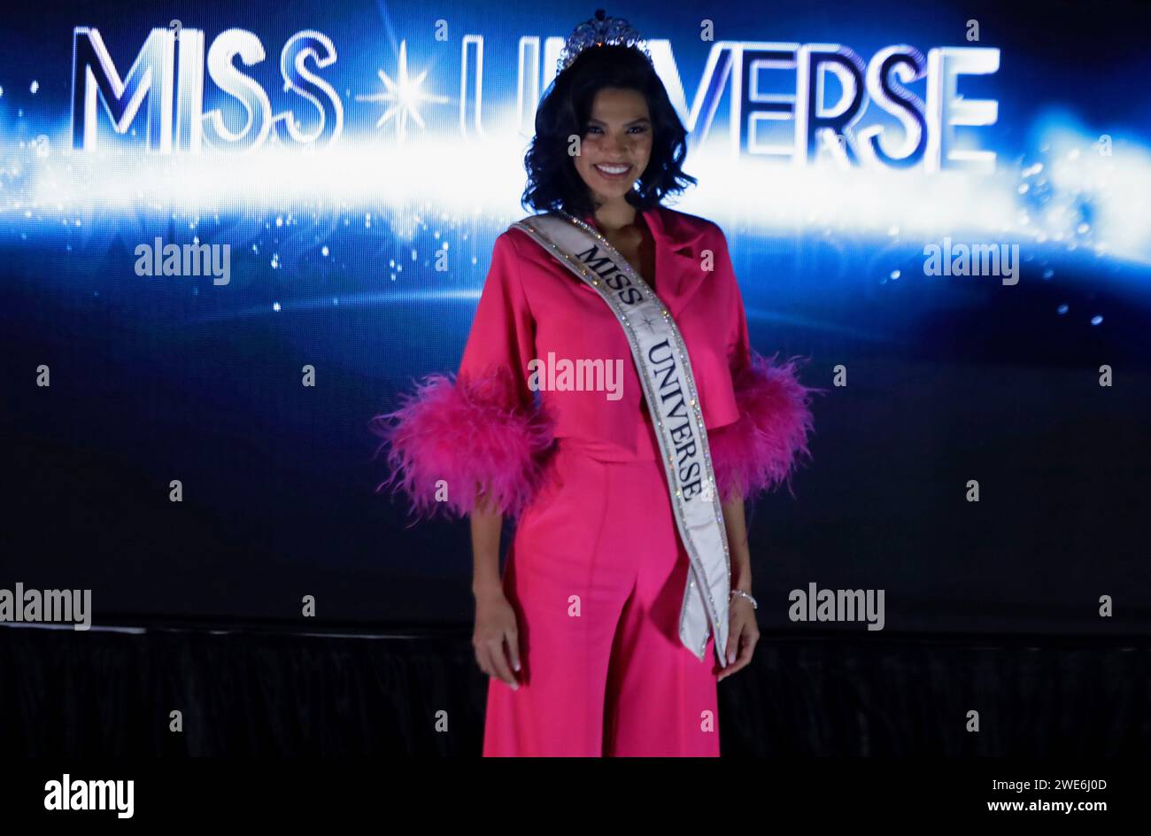 Città del Messico, Messico. 23 gennaio 2024. Sheynnis Palacios, vincitrice di Miss Universo 2023, è intervenuta a una conferenza stampa al FRU FRU Theatre di città del Messico, in occasione della prossima Miss Universo International, prevista per il 28 settembre di quest'anno. (Foto di Gerardo Vieyra/NurPhoto) credito: NurPhoto SRL/Alamy Live News Foto Stock