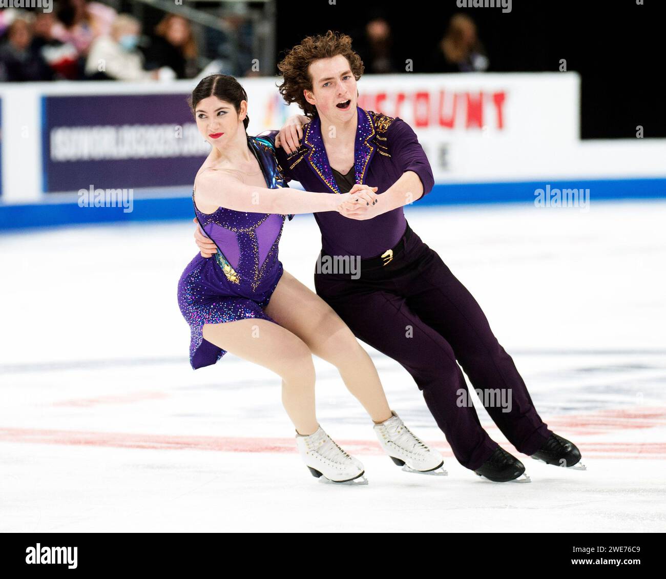 Columbus, Ohio, Stati Uniti. 23 gennaio 2024. Jenna Hauer e Benjamin Starr competono nel Junior Rhythm Dance Program agli US Figure Skating Championships. Crediti: Brent Clark/Alamy Live News Foto Stock Columbus, Ohio, Stati Uniti. 23 gennaio 2024. Jenna Hauer e Benjamin Starr competono nel Junior Rhythm Dance Program agli US Figure Skating Championships. Crediti: Brent Clark/Alamy Live News Foto Stock