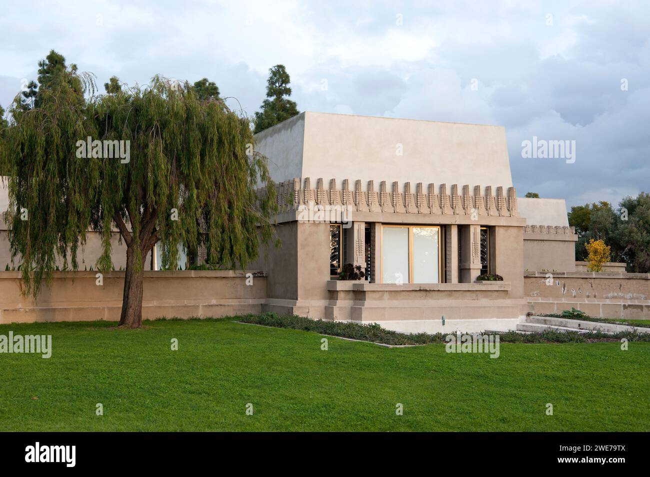 Hollyhock House, Barnsdall Park, Frank Lloyd Wright, Building, Art Deco, moderne, Hollywood, Los Angeles, California, USA Foto Stock
