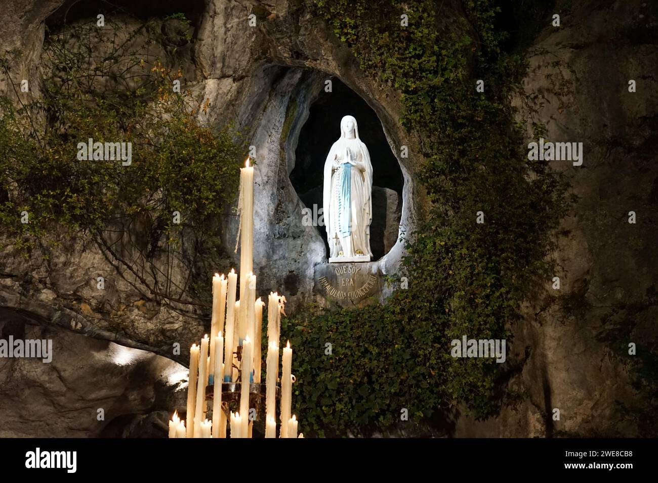 Our lady of lourdes grotto immagini e fotografie stock ad alta