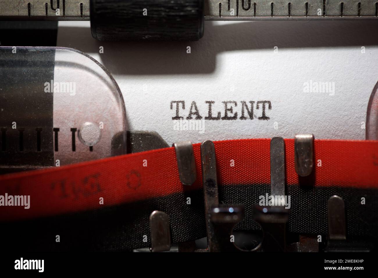 Parola di talento scritta con una macchina da scrivere. Foto Stock