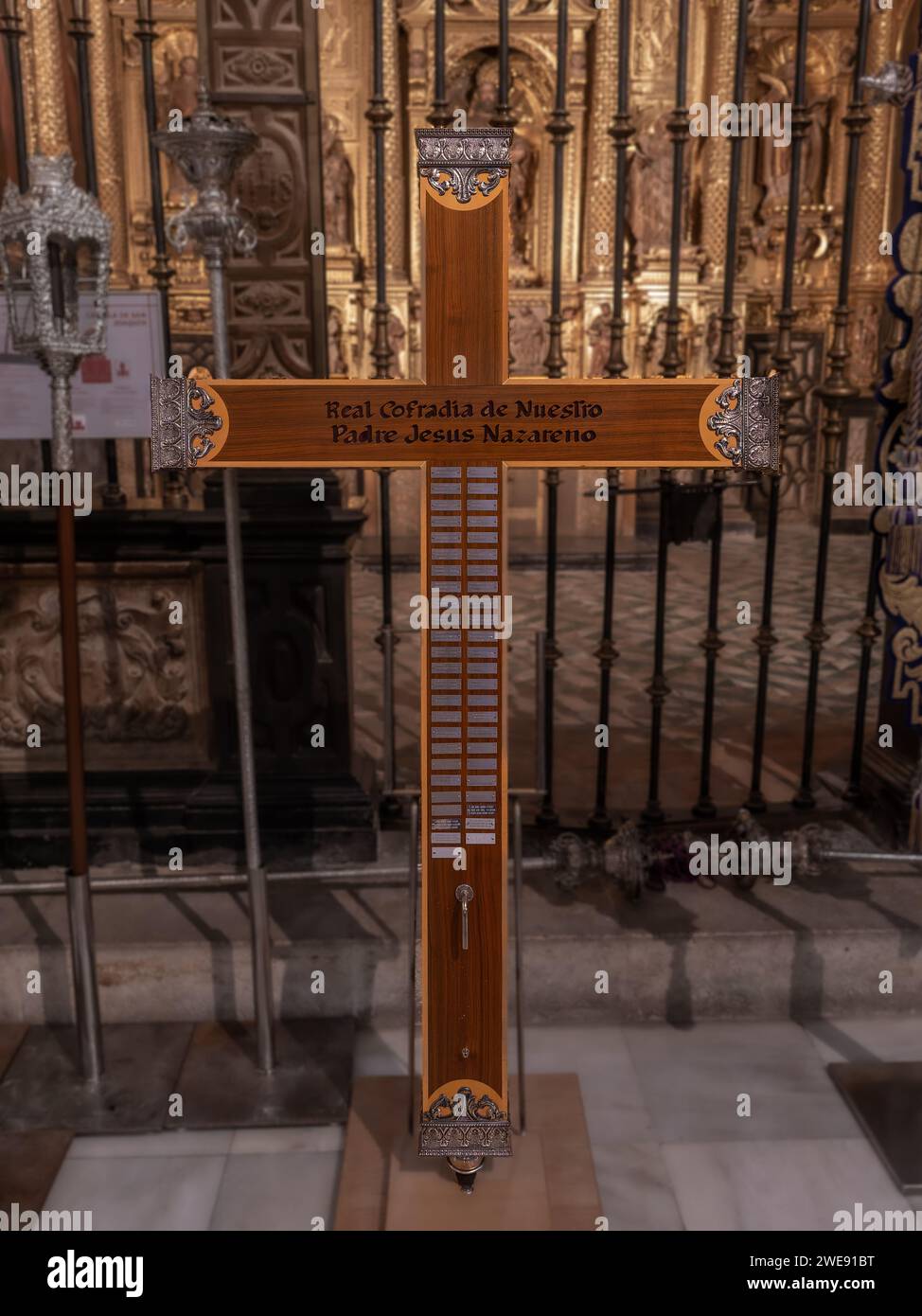 Attraversa in Memoriano le processioni per le strade di Huesca che ricordano i Nazareni deceduti Foto Stock