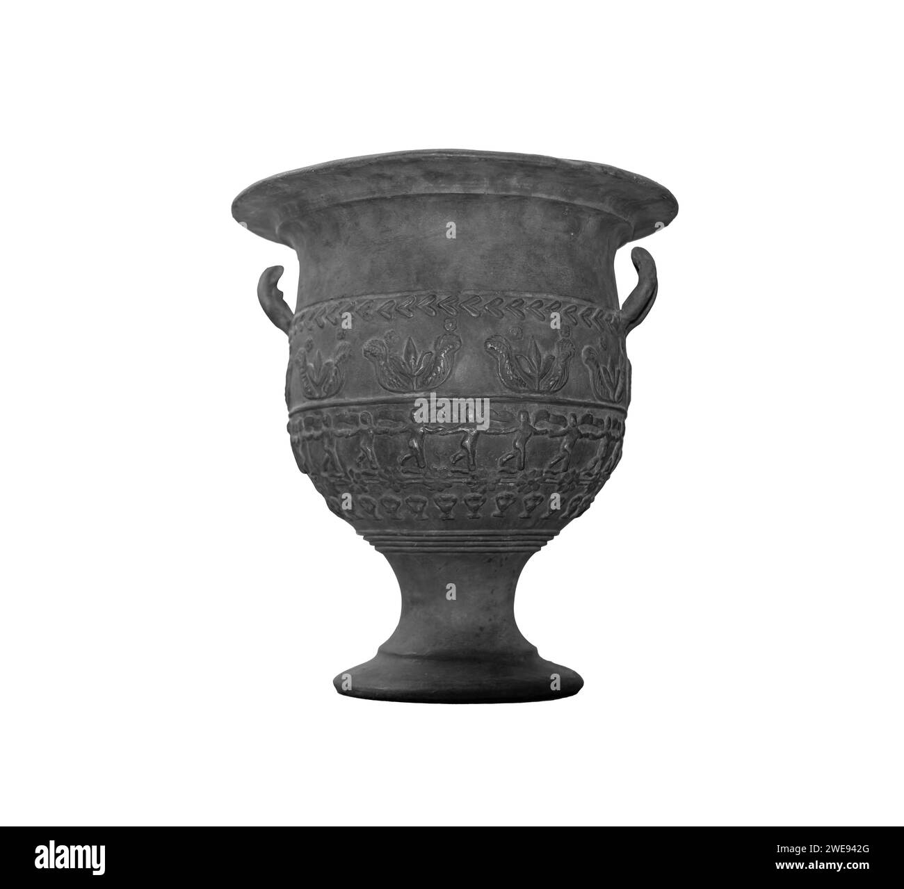 Antico vaso di ferro isolato. Foto Stock