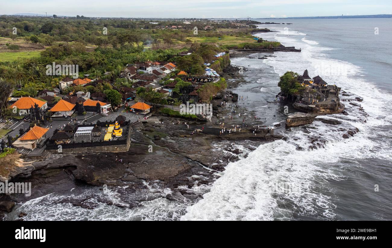 Tanah Lot, tempio indù balinese, Beraban, Bali Foto Stock