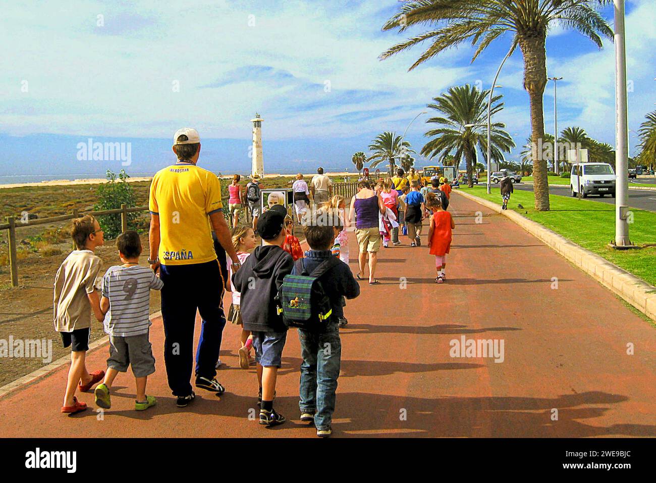 Spanische Kinder bei Schulausflug in Jandia im Sueden von Fuerteventura AM 09.01.2009. *** Bambini spagnoli in una gita scolastica a Jandia nel sud di Fuerteventura il 09 01 2009 Foto Stock