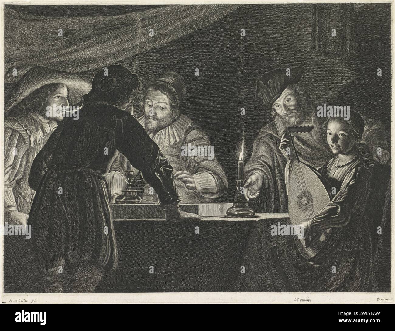 Tric-trac Players di Candlelight, Lucas Vorsterman (i), dopo Adam de Coster, 1619 - 1628 stampa due uomini giocano a backgammon, o trucchi, in piedi a un tavolo, vicino a candele. Un uomo che fuma a sinistra sembra. A destra una ragazza che suona il liuto e un uomo con un cappello punta alla candela. Carta Anversa incisione backgammon, tric-trac. candlestick. liuto, e forme speciali di liuto, ad esempio: teorbo. una persona che suona uno strumento a corda (pizzicato). pipa  tabacco Foto Stock
