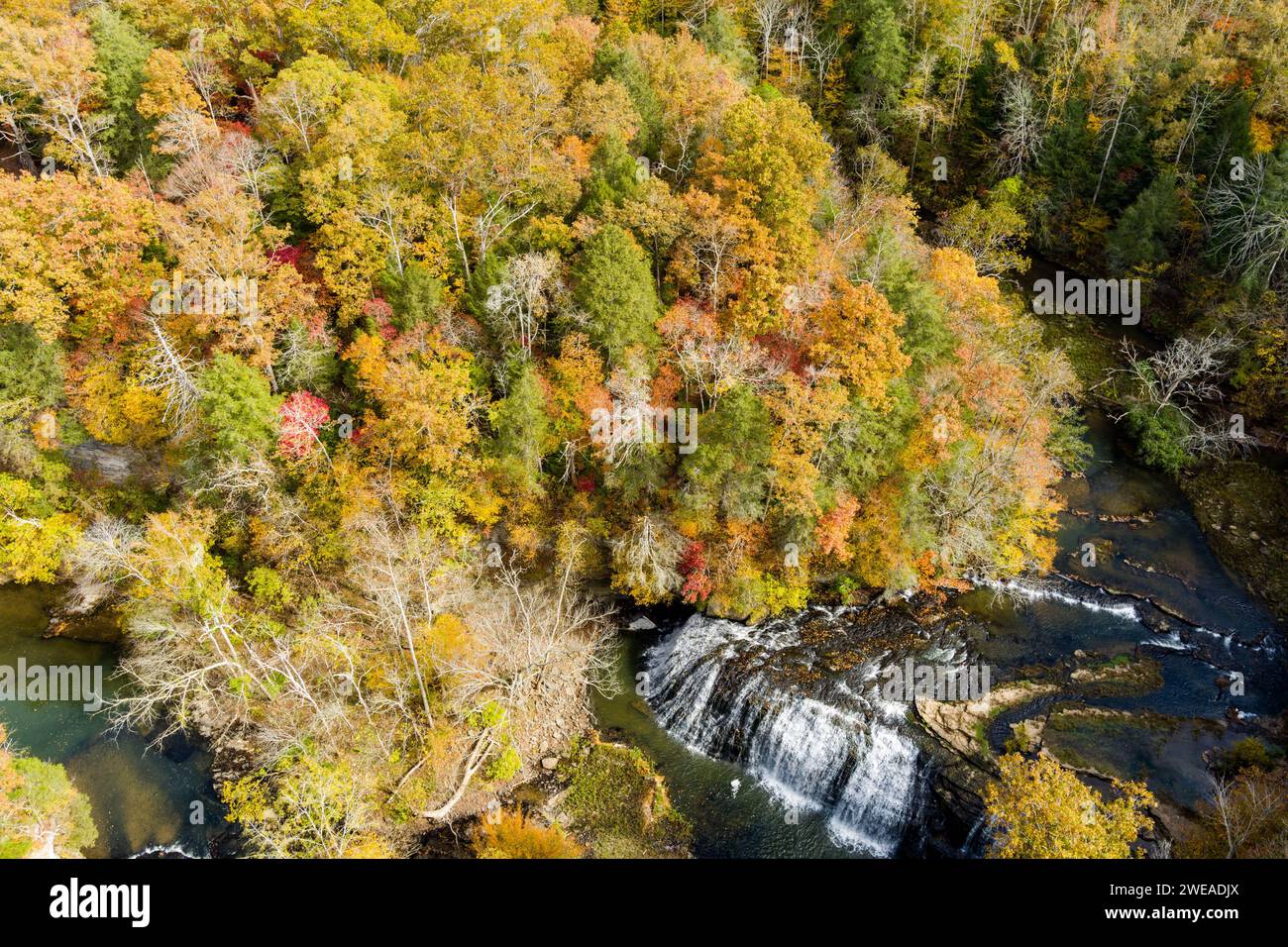 Volo aereo di Middle Fall al Burgess Falls State Park, Tennessee Foto Stock