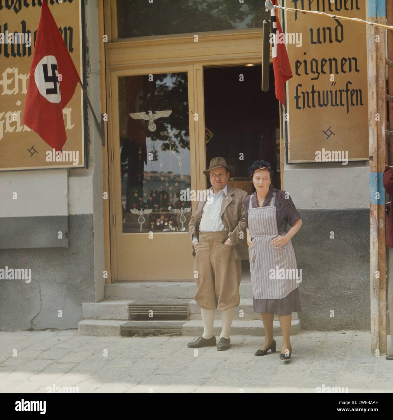 Unterwegs zum Frieden, Fernsehfilm, Deutschland 1975, Darsteller: Herbert Probst, Erika Mettl Foto Stock