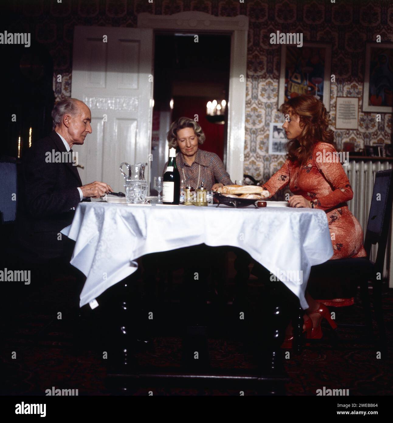 Tatort, Krimiserie, Deutschland seit 1970, episodio: "Mordgedanken" vom 6. Juli 1975, Regie: Bruno Janloss, Darsteller: Albert Johannes, Antje Mestern, Silvia Reize Foto Stock