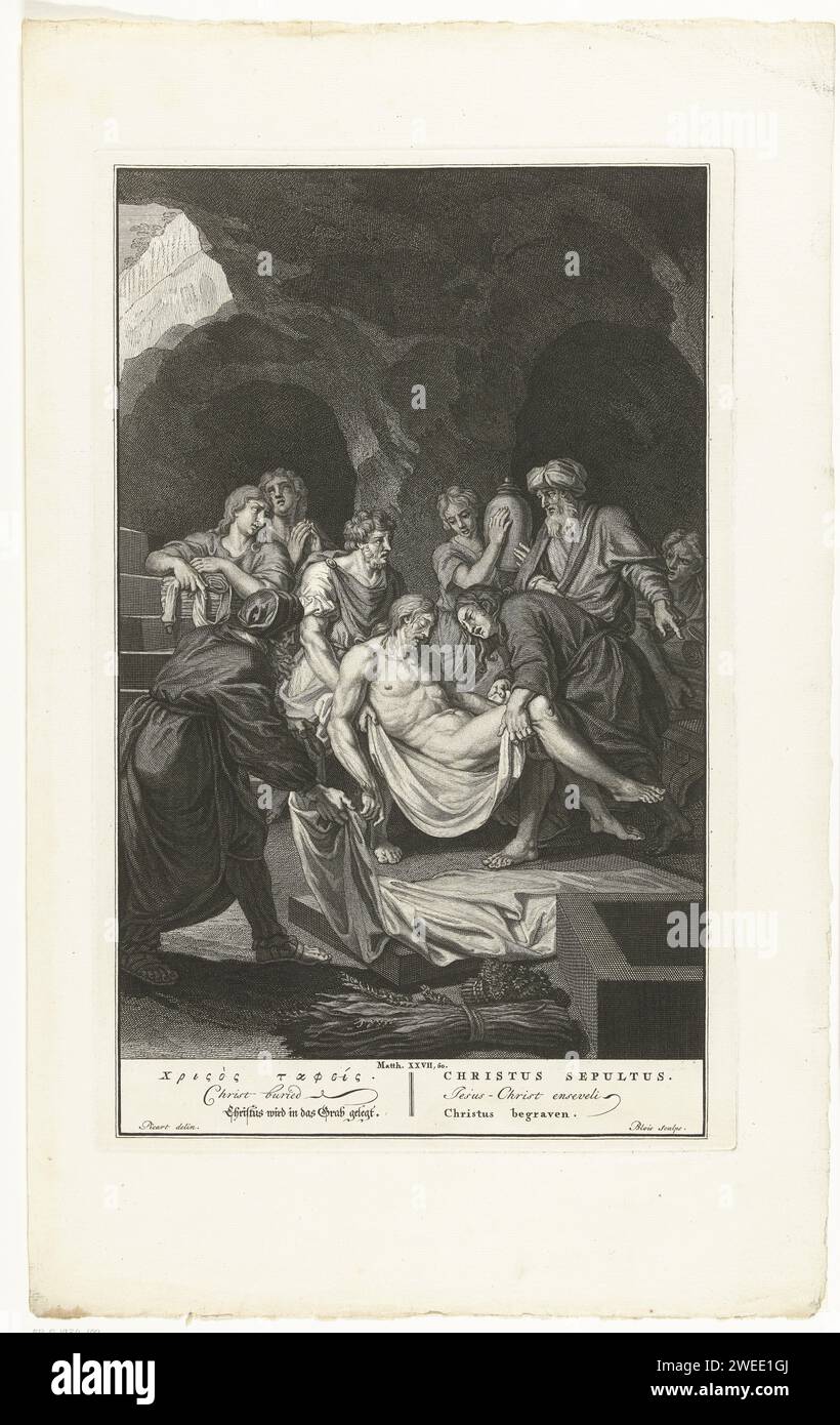 Tomba di Cristo, Abraham de Blois, dopo Bernard Picart, stampa del 1728 il Cristo morto è avvolto in tele dopo essere stato unto dalle donne nella tomba aperta nella grotta. Sotto lo spettacolo c'è il titolo in sei lingue diverse. Tipografia: Amsterdampublisher: La carta dell'Aia che incide il corpo di Cristo è avvolta in una copertura e in bende Foto Stock