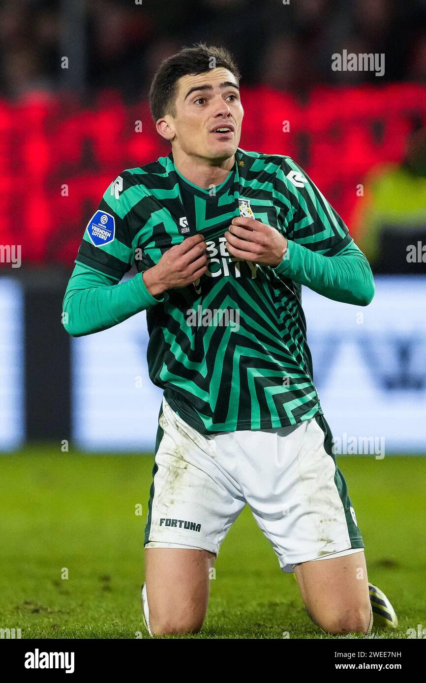 Almere, Paesi Bassi. 24 gennaio 2024. ALMERE, PAESI BASSI - 24 GENNAIO: Inigo Cordoba del fortuna Sittard reagisce durante l'incontro olandese Eredivisie tra Almere City FC e fortuna Sittard allo Yanmar Stadion il 24 gennaio 2024 ad Almere, Paesi Bassi. (Foto di Orange Pictures) credito: Orange Pics BV/Alamy Live News Foto Stock