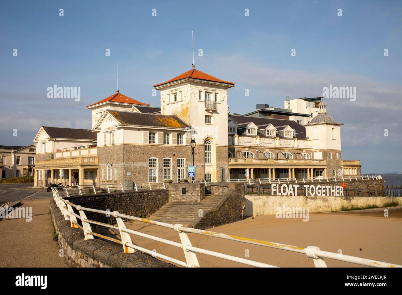 Regno Unito, Inghilterra, Somerset, Weston-super-Mare, Knightstone Island, ex edifici spa Foto Stock