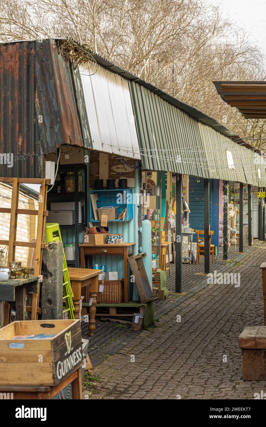 St Ives bric un mercato brac Foto Stock