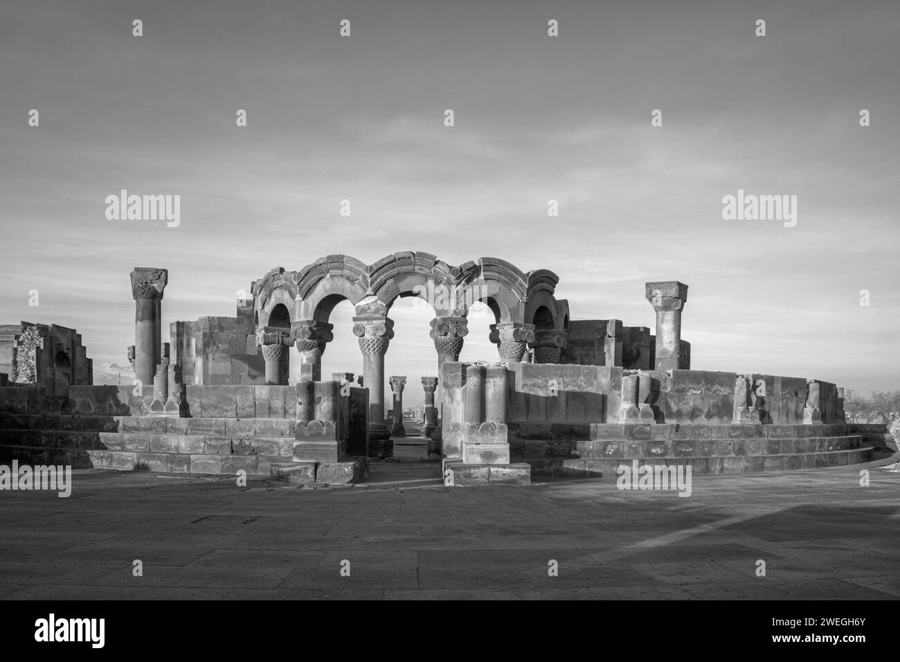 Cattedrale DI ZVARTNOTS (sito archeologico di ZVARTNOTS) in Armenia 1. Foto Stock
