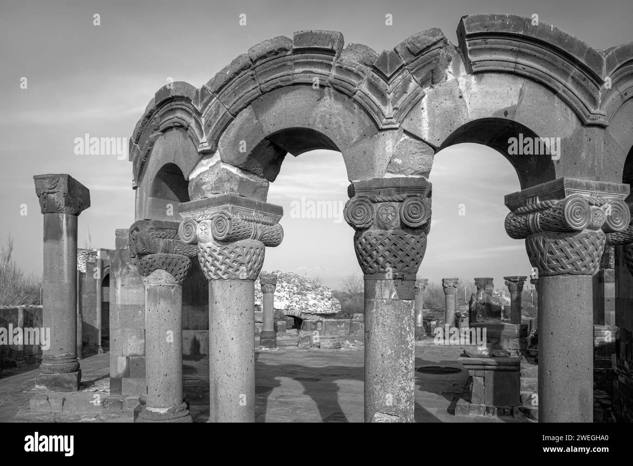 Cattedrale DI ZVARTNOTS (sito archeologico di ZVARTNOTS) in Armenia 5. (Primo piano) Foto Stock