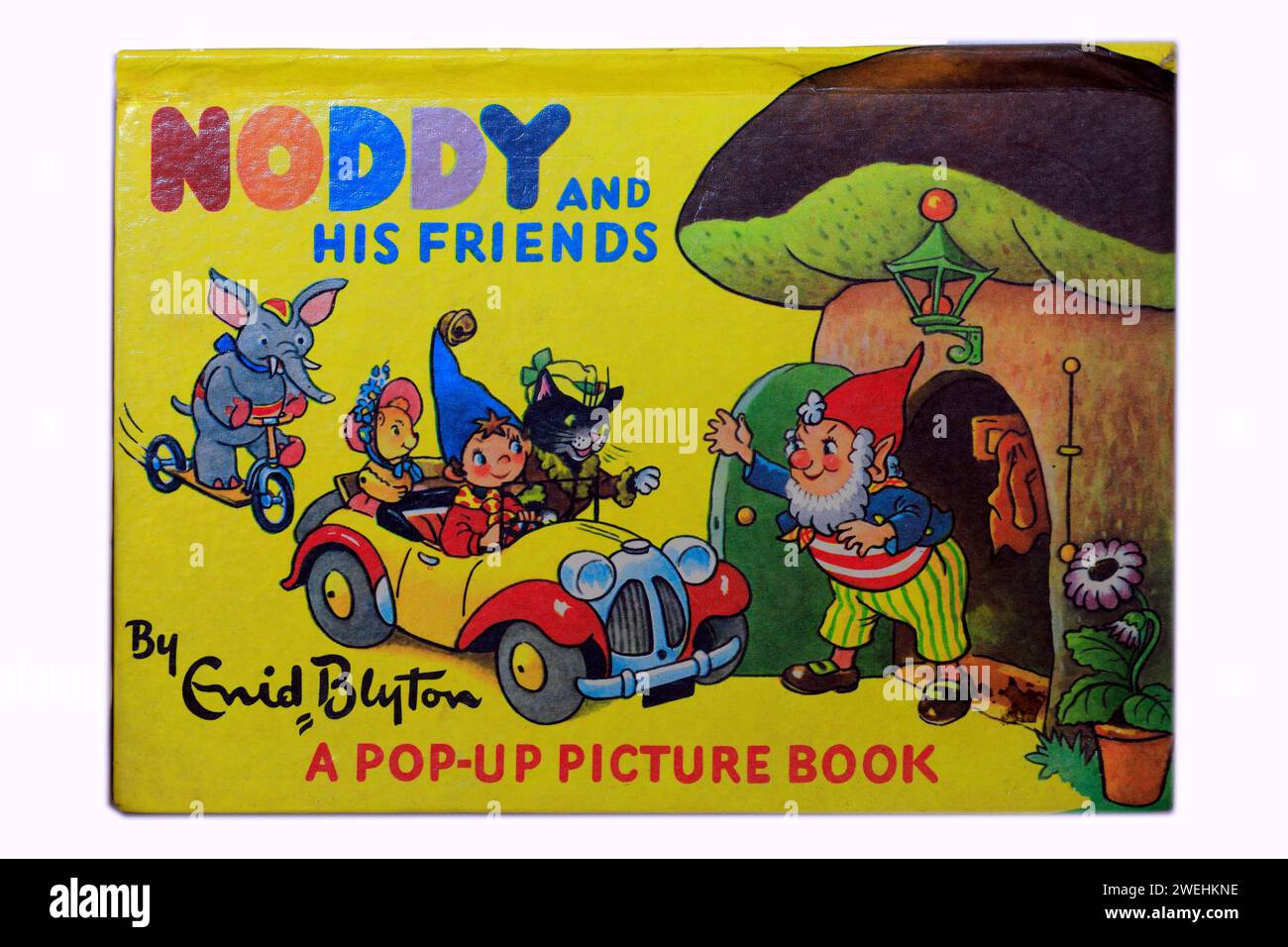 Noddy e i suoi amici di Enid Blyton. Un libro pop-up. Studio impostato su sfondo chiaro/bianco. Foto Stock