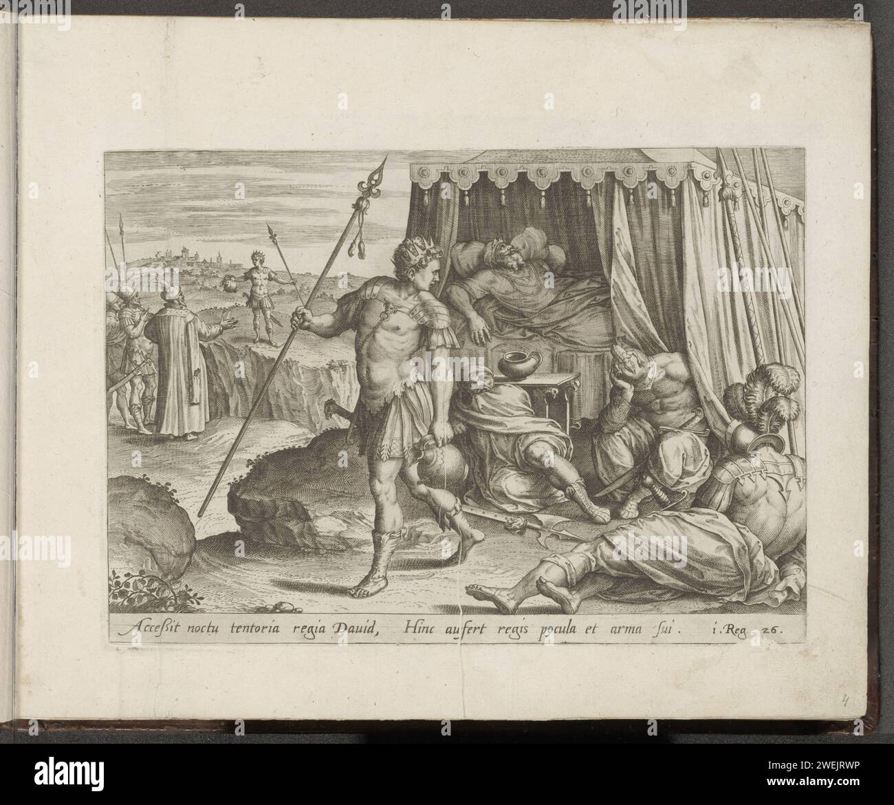 David salva la vita di Saul, 1579 stampa David ruba la lancia e la brocca d'acqua di re Saul, mentre il re e i suoi sudditi dormono in un campo di tenda. Sullo sfondo, David mostra la lancia e la brocca a Saul per mostrare che avrebbe potuto uccidere Saul, ma salvargli la vita. Sotto lo spettacolo un riferimento in latino al testo biblico in 1 SAM. 26. Print fa parte di un album. L'incisione di carta David porta via la lancia e il pallone d'acqua di Saul Foto Stock