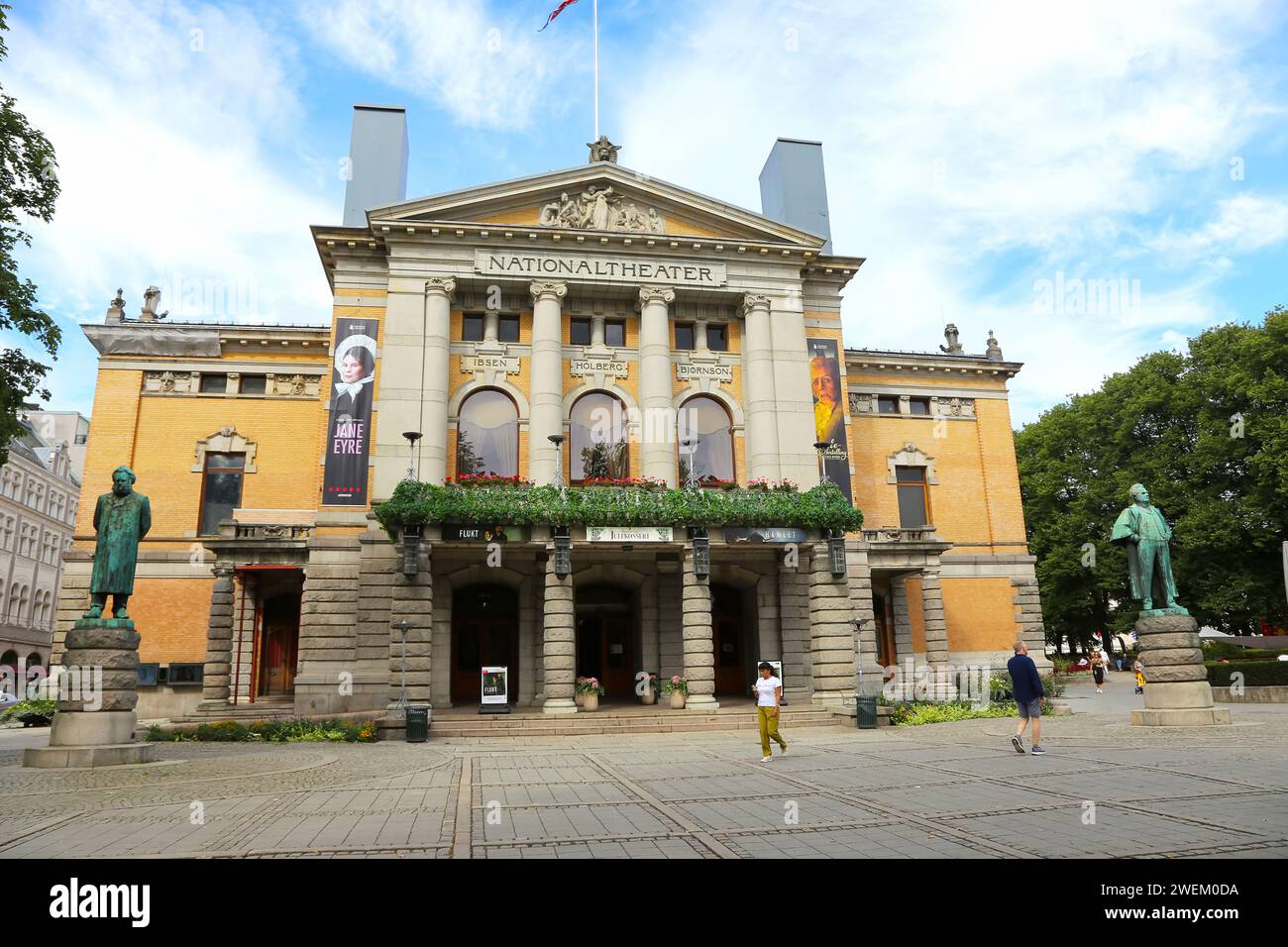 Oslo, Norvegia - 18 agosto 2023: Teatro nazionale a Oslo, Norvegia, Scandinavia, Nord Europa, Europa Foto Stock