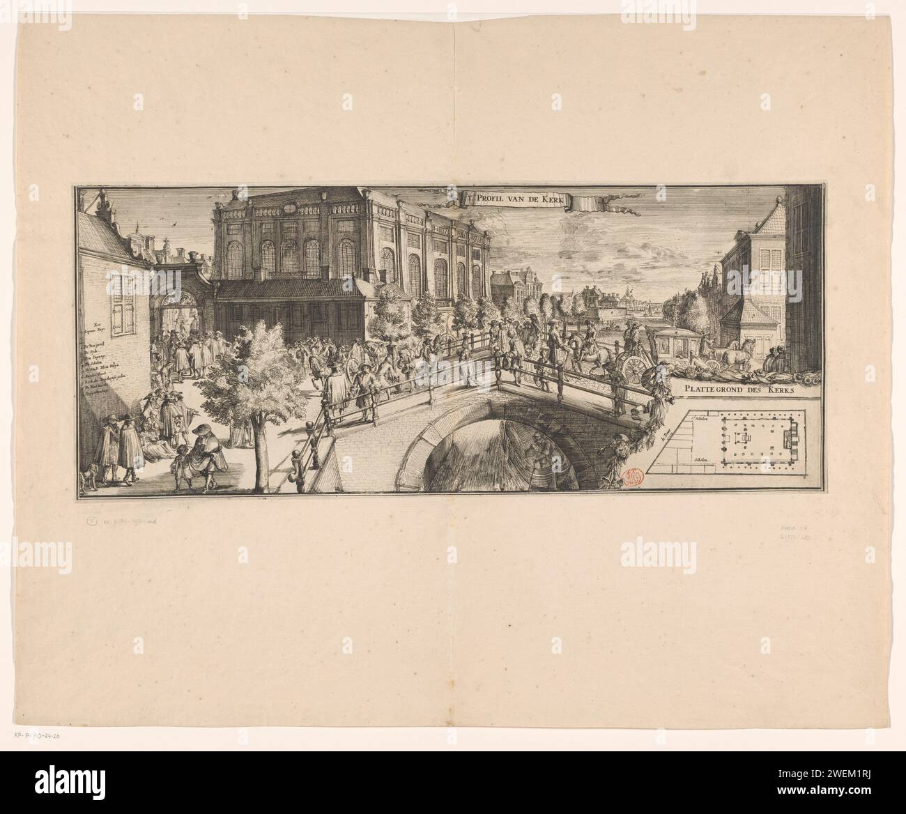 Vista della sinagoga portoghese ad Amsterdam, ca. 1695, Romeyn de Hooghe, c. 1695 stampa veduta della sinagoga portoghese (a sinistra del centro) ad Amsterdam, intorno al 1695. A sinistra nella parte in primo piano del Leprozenhuis con la leggenda 1-9. Sulla destra una parte di uno degli edifici che serviva da sinagoga per il comune alto tedesco. Sulla strada e sul ponte molte figure e una carrozza. In basso a destra una mappa dell'edificio. In alto a destra al centro un banderolo con il titolo. Incisione/incisione di carta della Sinagoga (come edificio e luogo di culto  religione ebraica) Foto Stock