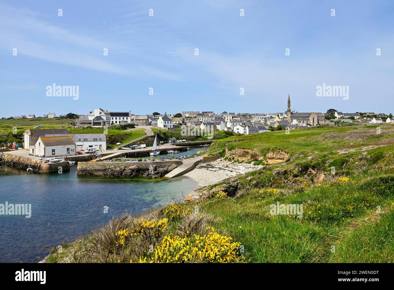 Il piccolo porto interno di Lampaul, Ouessant Island, Finistere, Bretagna, Francia Foto Stock