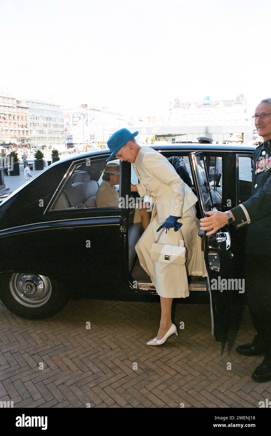Copenaghen, Danimarca /08-09-2004/la regina Margherita II di Danimarca arriva al municipio di Copenahgen nella capitale danese. (Foto: Francis Joseph Dean/Dean Pictures) Foto Stock
