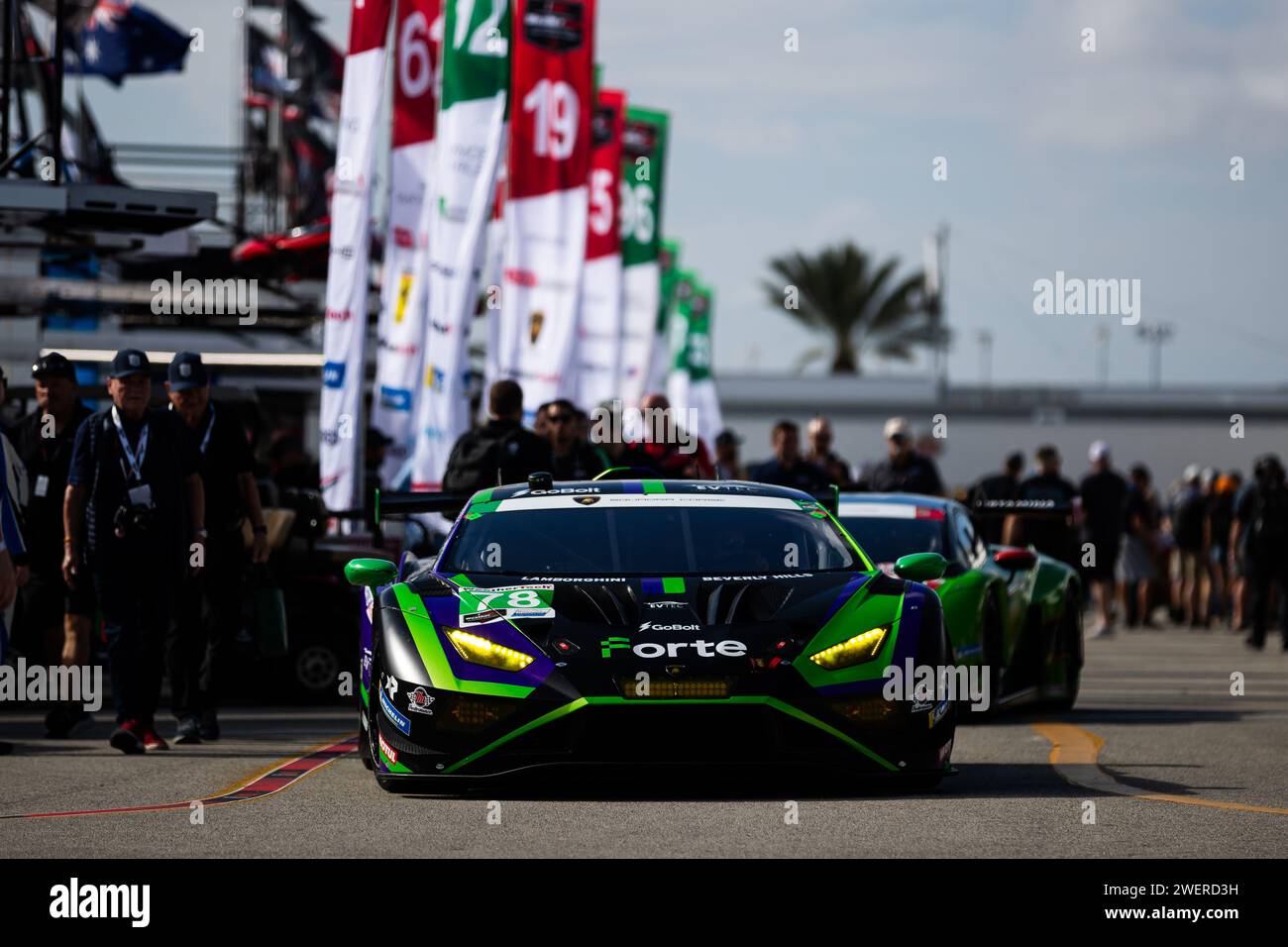 Daytona Beach, Etats Unis. 26 gennaio 2024. 78 GOIKHBERG Misha (CAN), SPINELLI Loris (ita), DEFRANCESCO Devlin (CAN), MITCHELL Sandy (gbr), forte Racing, Lamborghini Huracan GT3 EVO2, durante il Rolex 24 a Daytona, 1° round del Campionato IMSA WeatherTech Sportscar 2024, dal 23 al 28 gennaio 2024 sul Daytona International Speedway a Daytona Beach, Florida, Stati Uniti d'America - foto Javier Jimenez/DPPI Credit: DPPI Media/Alamy Live News Foto Stock