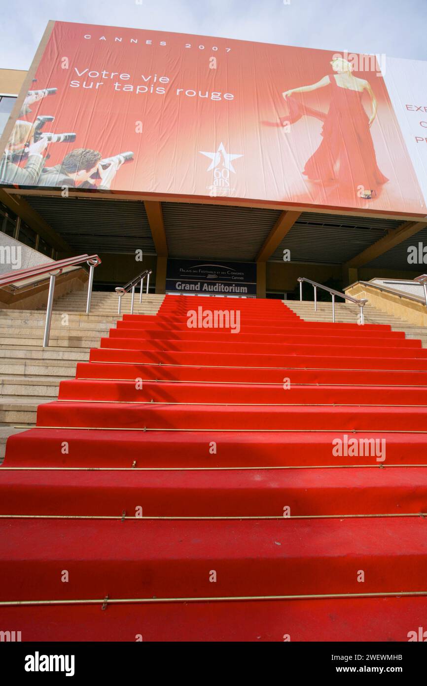 PALAIS DES FESTIVALS ET DES CONGRES CANNES Foto Stock