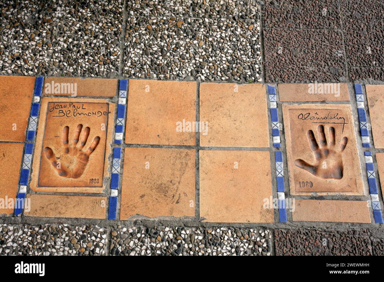 LE STAR DEL CINEMA STAMPANO LE MANI DI CANNES Foto Stock