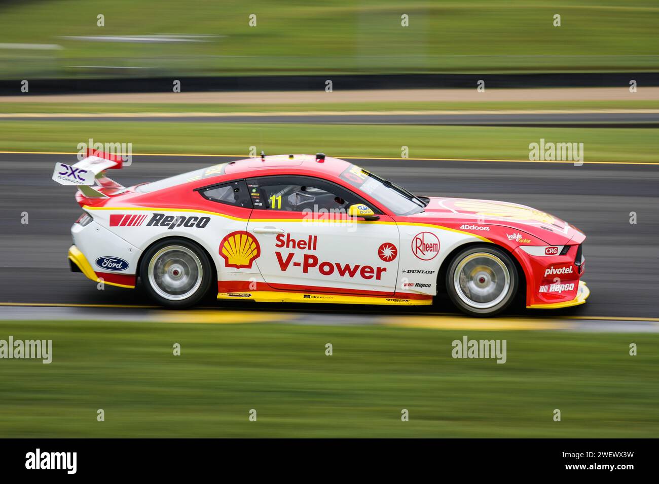 La Ford Mustang GT #11 Shell V-Power Racing di Anton De Pasquale durante il Repco Supercars Championship Official test Day 2023 Foto Stock
