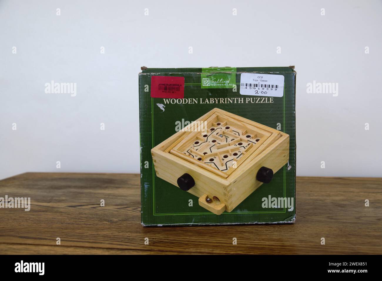 Gioco da tavolo labirinto immagini e fotografie stock ad alta risoluzione -  Alamy