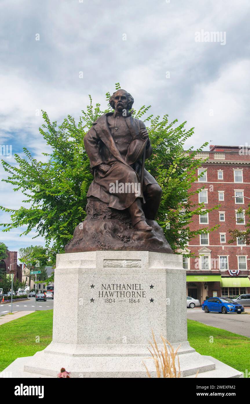 Salem, Massachusetts. 23 agosto 2019. La statua storica di Nathaniel Hawthorne a Salem, Massachusetts. Foto Stock
