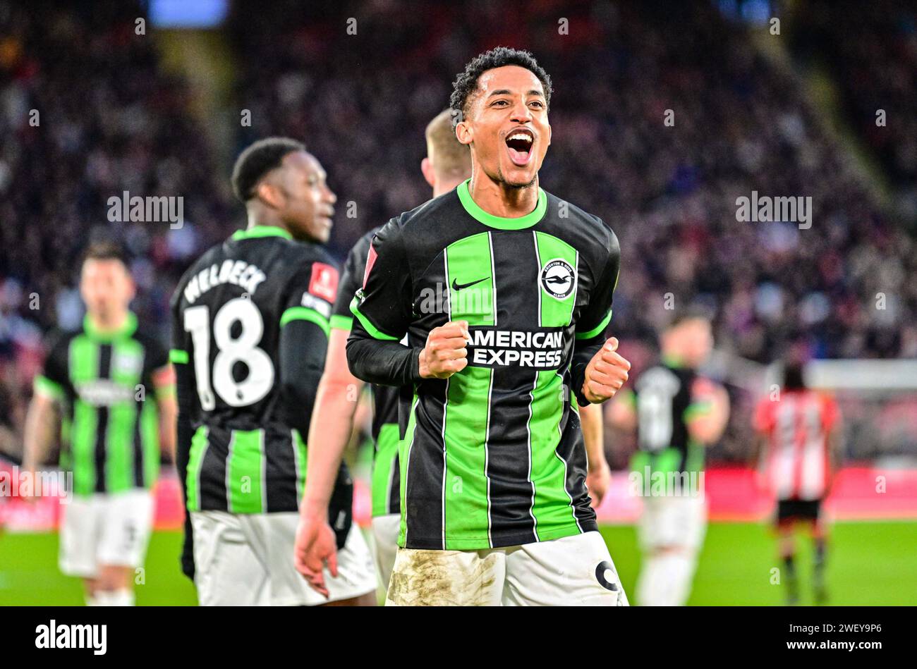 Bramall Lane, Sheffield, Regno Unito. 27 gennaio 2024. Fa Cup Fourth Round Football, Sheffield United contro Brighton e Hove Albion; Joao Pedro di Brighton festeggia il suo successo al 67° minuto per 2-4 crediti: Action Plus Sports/Alamy Live News Foto Stock