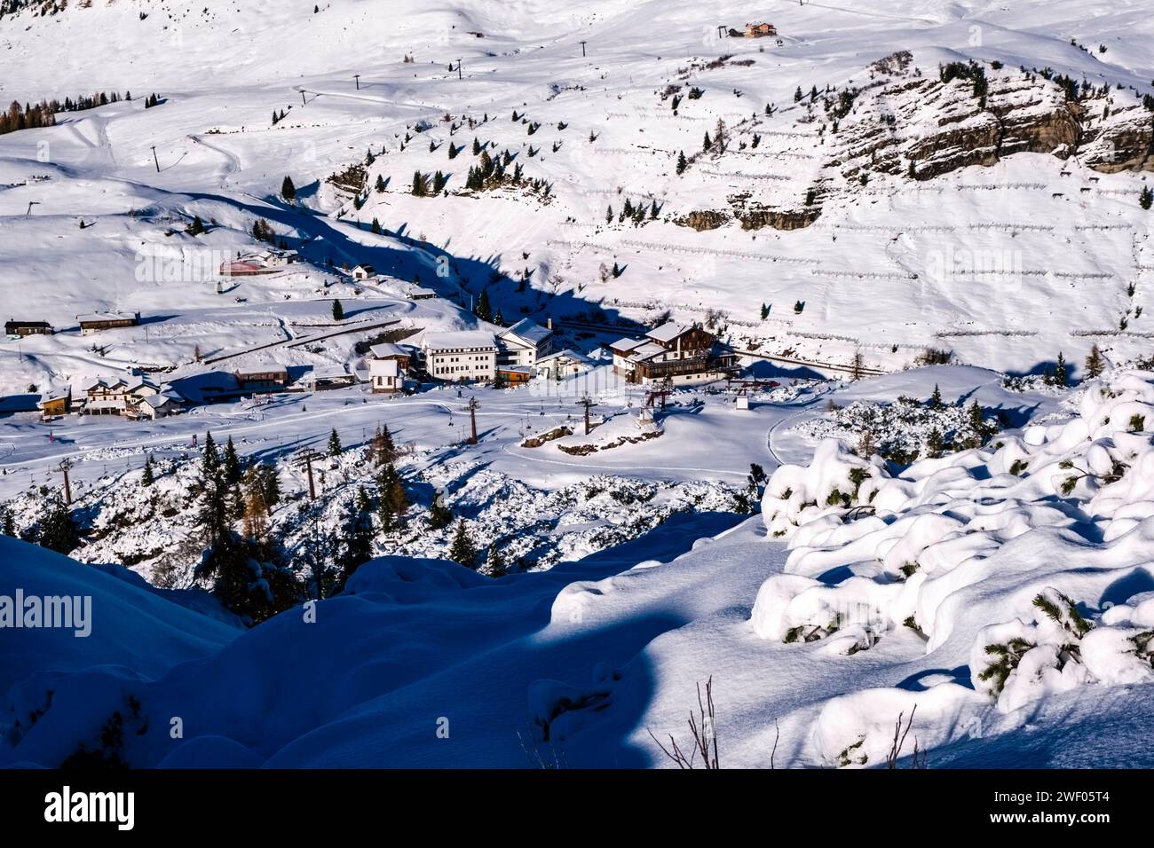 Vista aerea sul passo Rolle in inverno. San Martino di Castrozza Trentino-alto Adige Italia FB 2023 3681 Foto Stock