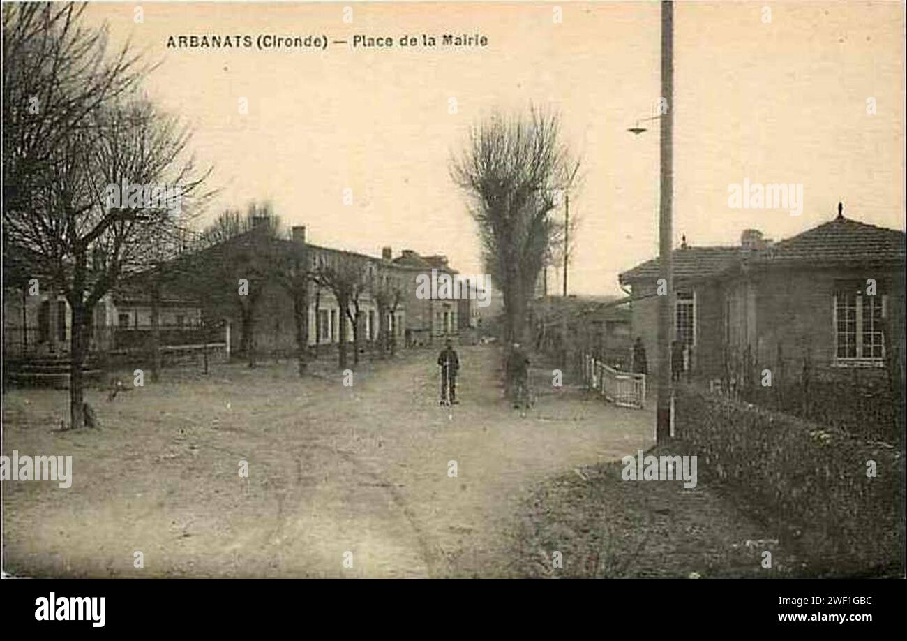 Arbanats - Place de la Mairie 3. Foto Stock