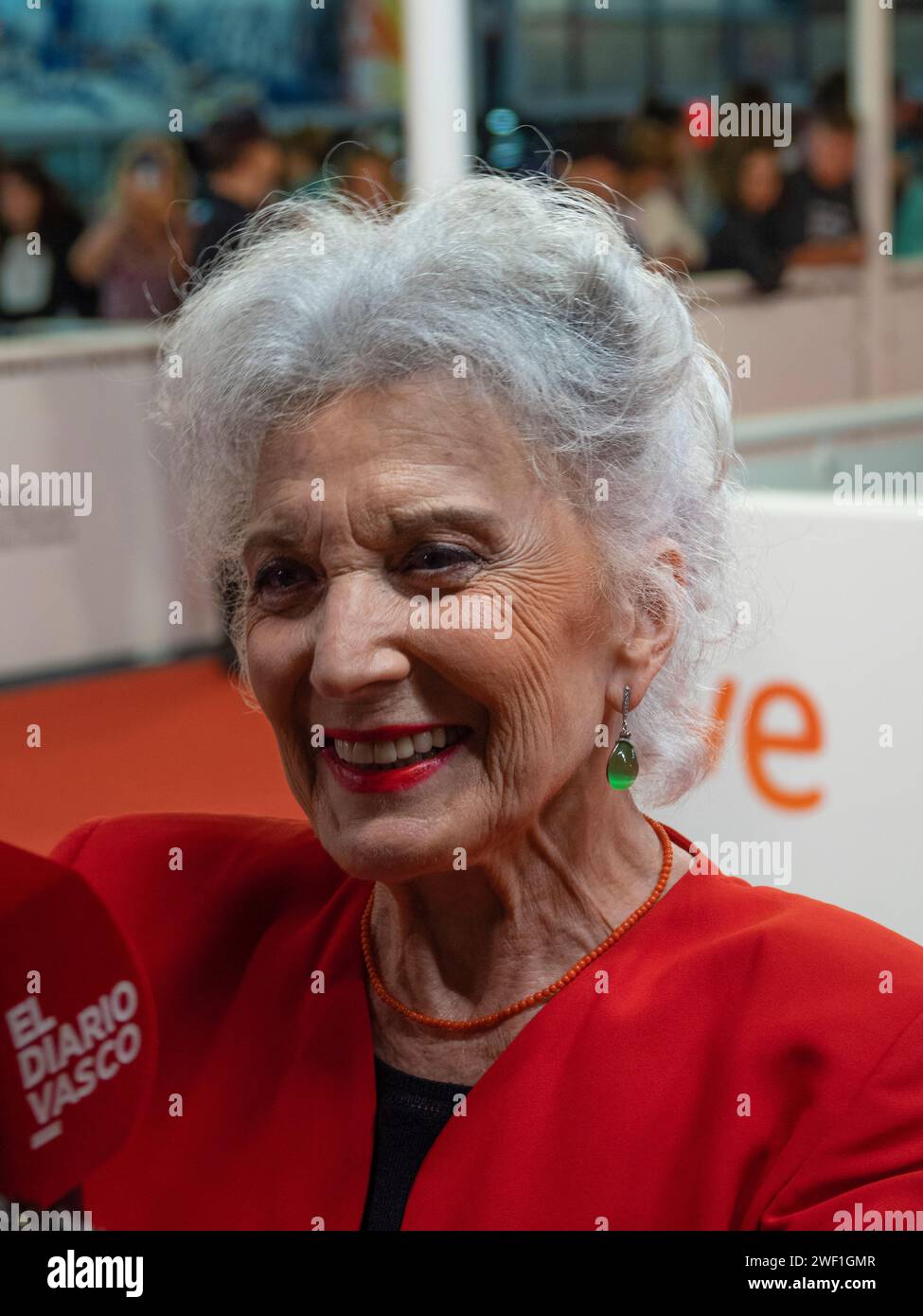 FESTIVAL DE CINE DE SAN SEBASTIAN / SPAGNA /ZINEMALDIA / MARISA PAREDES - ALFOMBRA ROJA - FESTIVAL INTERNAZIONALE DEL CINEMA Foto Stock