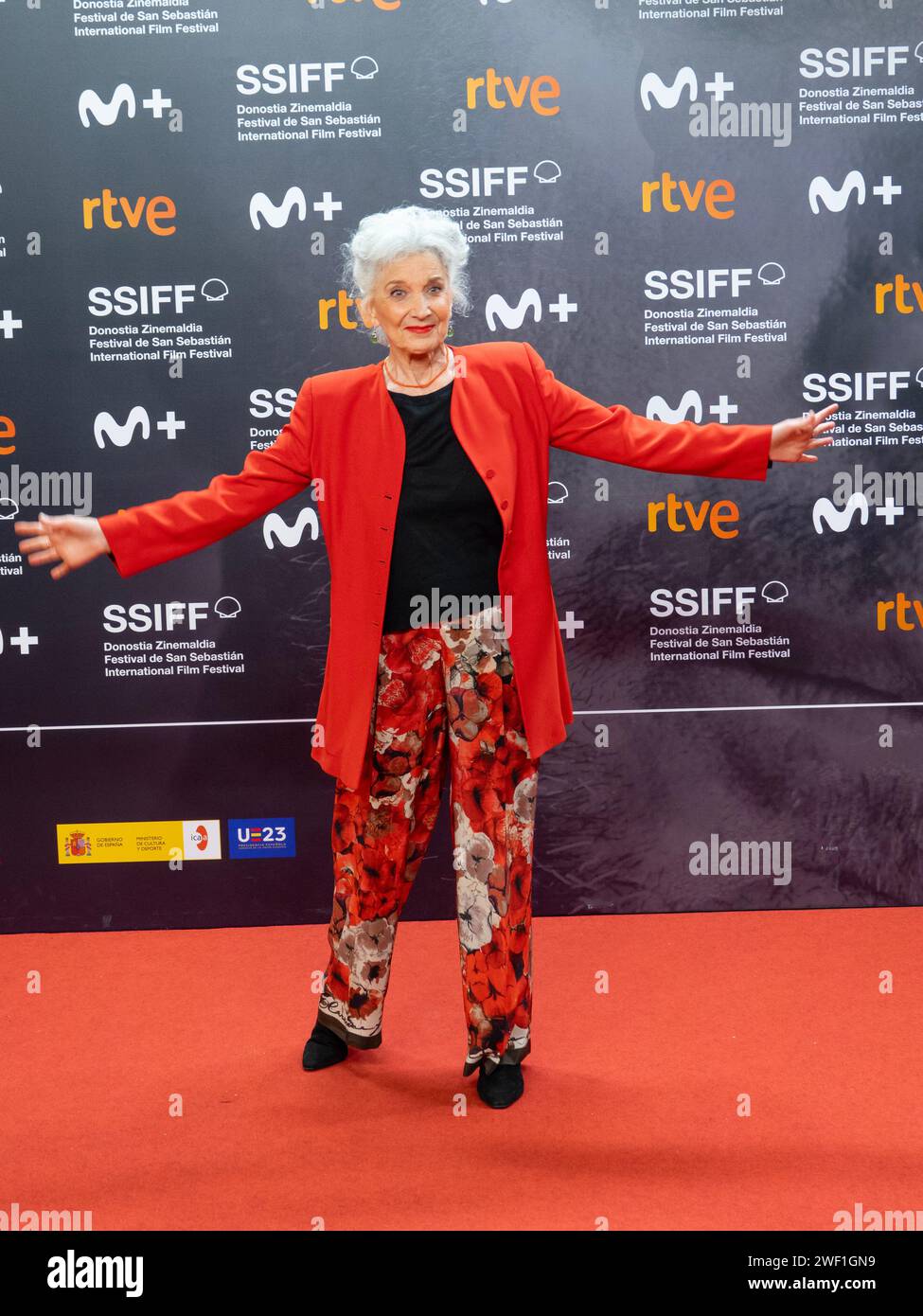 FESTIVAL DE CINE DE SAN SEBASTIAN / SPAGNA /ZINEMALDIA / MARISA PAREDES - ALFOMBRA ROJA - FESTIVAL INTERNAZIONALE DEL CINEMA Foto Stock