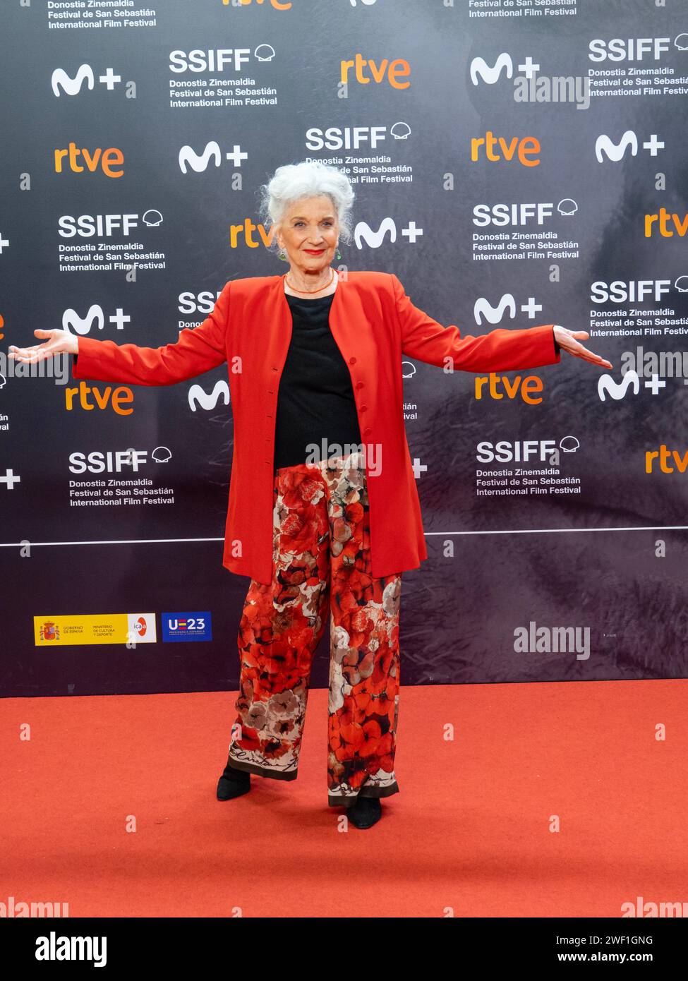 FESTIVAL DE CINE DE SAN SEBASTIAN / SPAGNA /ZINEMALDIA / MARISA PAREDES - ALFOMBRA ROJA - FESTIVAL INTERNAZIONALE DEL CINEMA Foto Stock