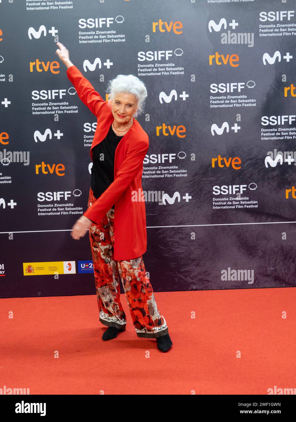 FESTIVAL DE CINE DE SAN SEBASTIAN / SPAGNA /ZINEMALDIA / MARISA PAREDES - ALFOMBRA ROJA - FESTIVAL INTERNAZIONALE DEL CINEMA Foto Stock