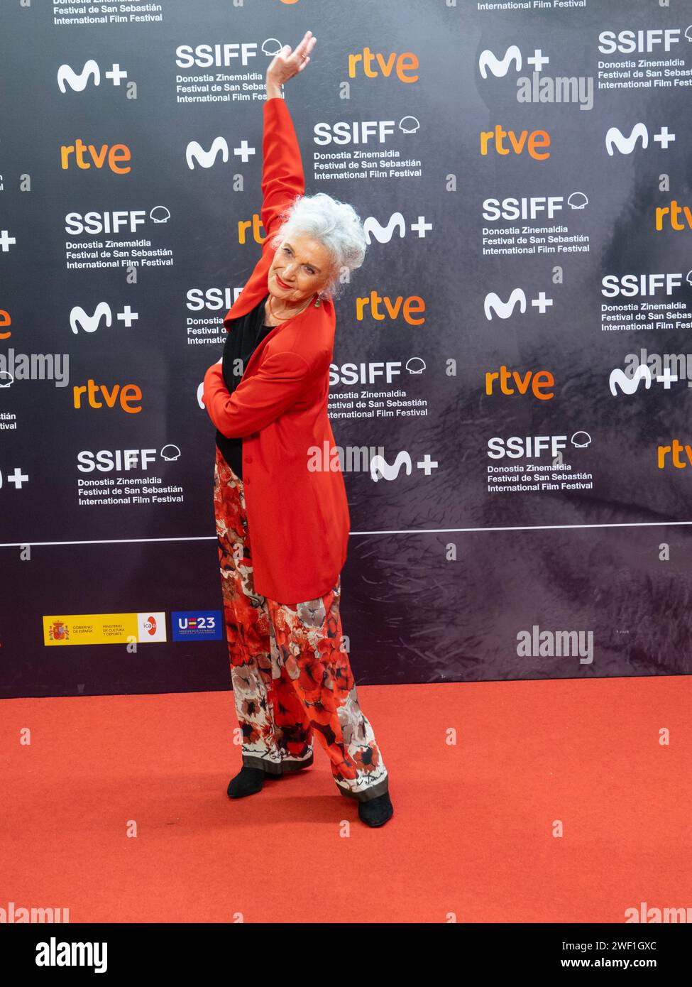 FESTIVAL DE CINE DE SAN SEBASTIAN / SPAGNA /ZINEMALDIA / MARISA PAREDES - ALFOMBRA ROJA - FESTIVAL INTERNAZIONALE DEL CINEMA Foto Stock