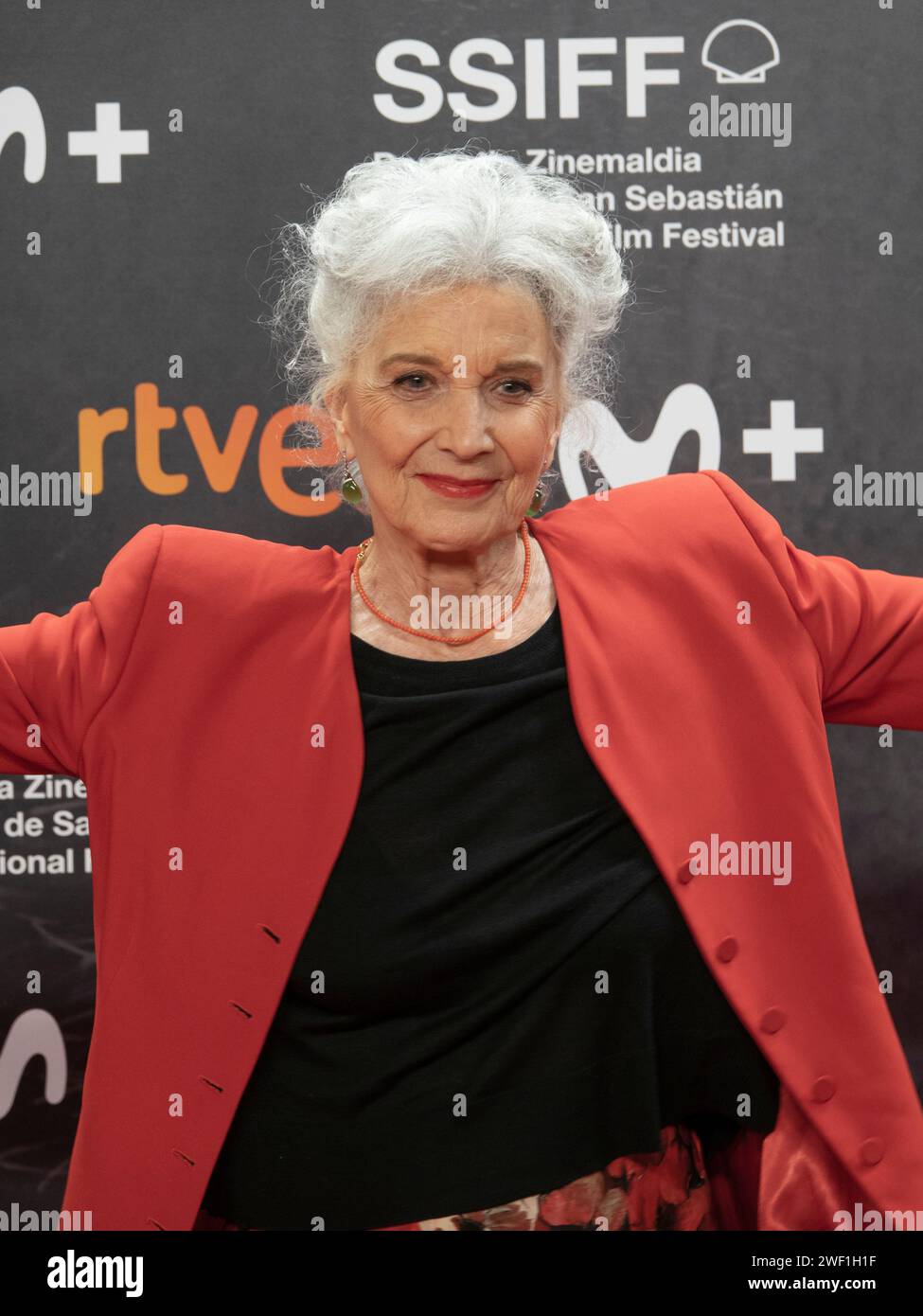 FESTIVAL DE CINE DE SAN SEBASTIAN / SPAGNA /ZINEMALDIA / MARISA PAREDES - ALFOMBRA ROJA - FESTIVAL INTERNAZIONALE DEL CINEMA Foto Stock