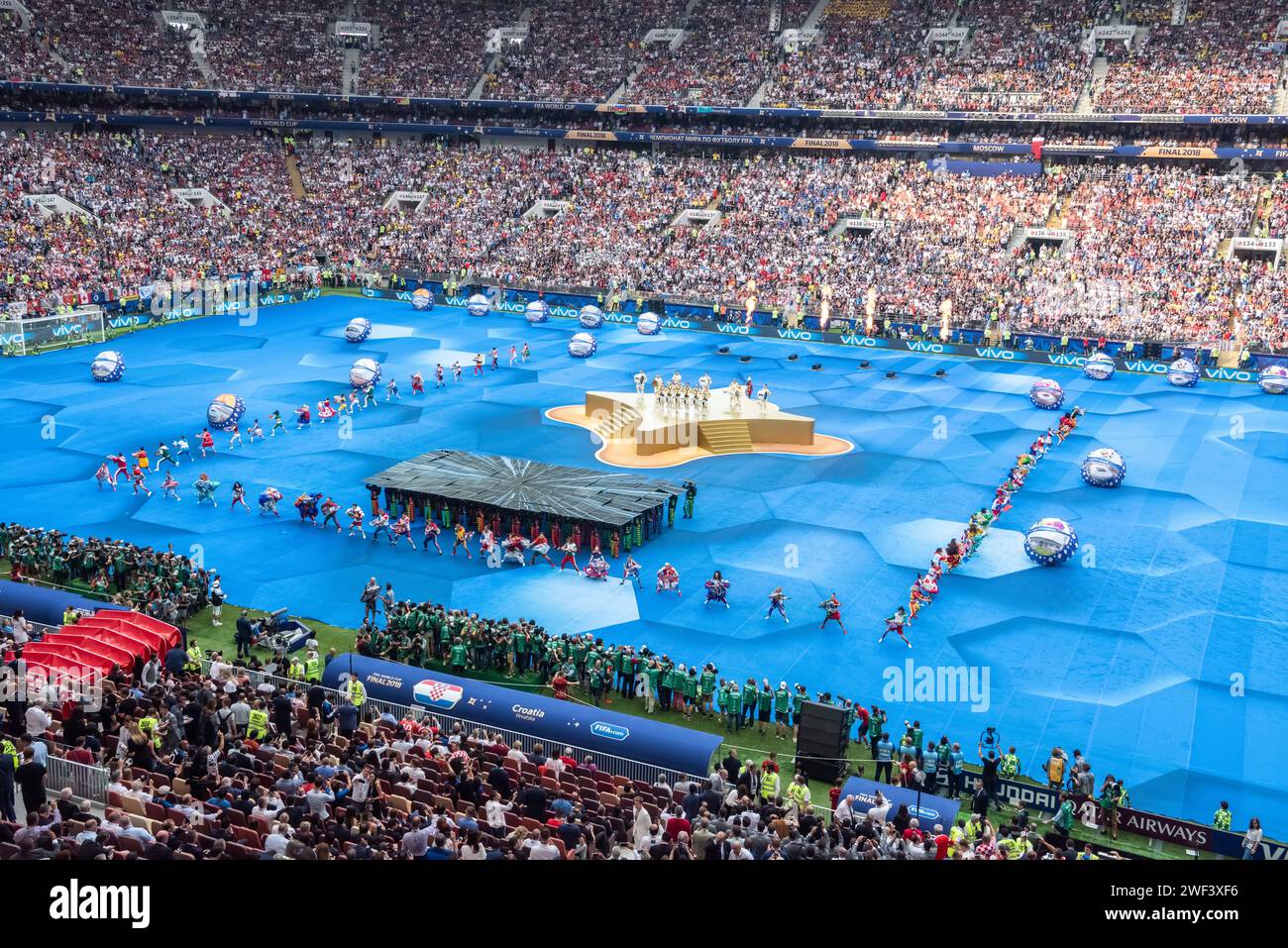 Mosca, Russia – 15 luglio 2018. Vista interna dello stadio Luzhniki durante la cerimonia di chiusura della Coppa del mondo 2018 prima della partita finale Francia-Croazia Foto Stock