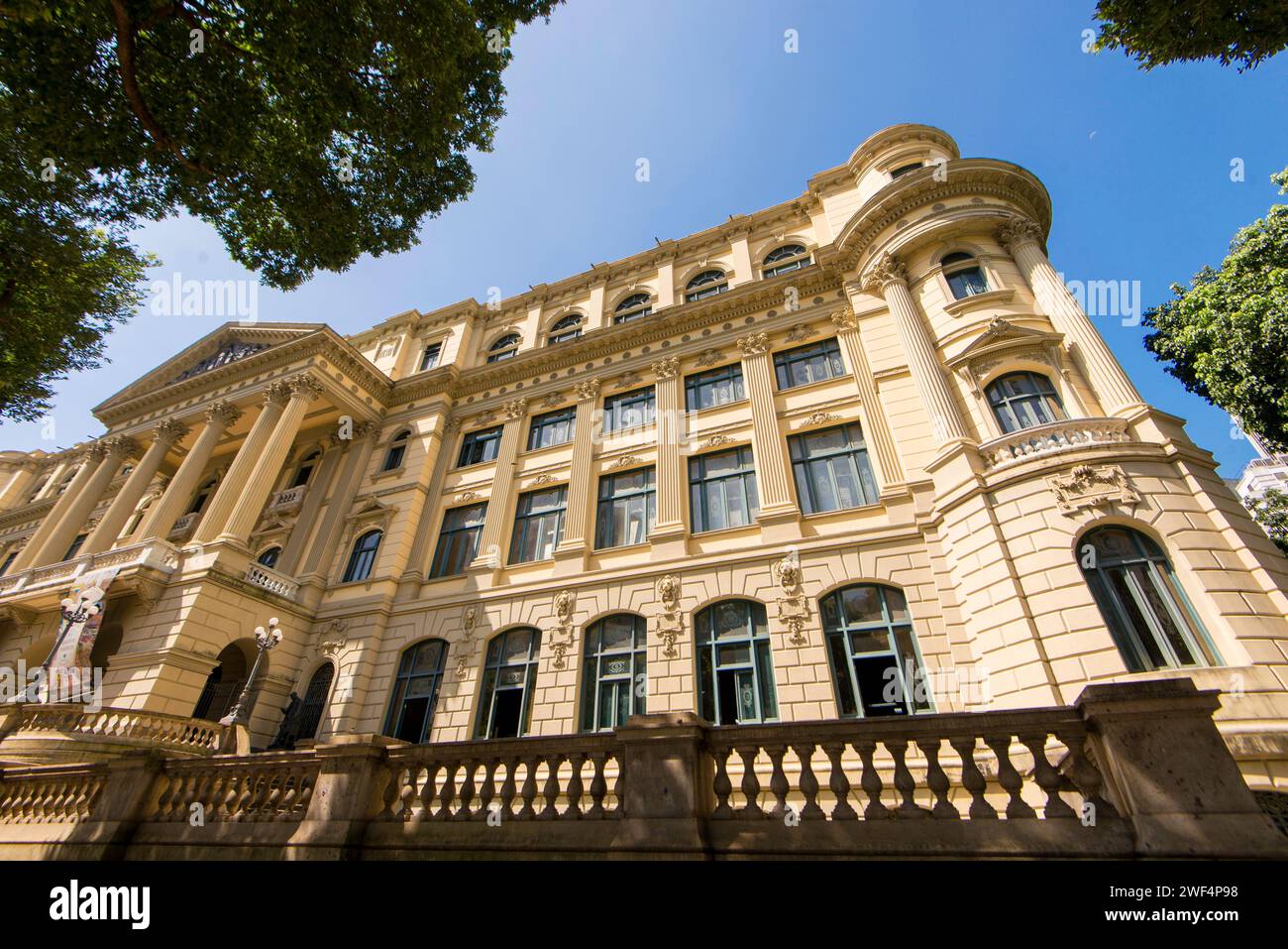 Edificio della Biblioteca Nazionale nel centro di Rio de Janeiro Foto Stock