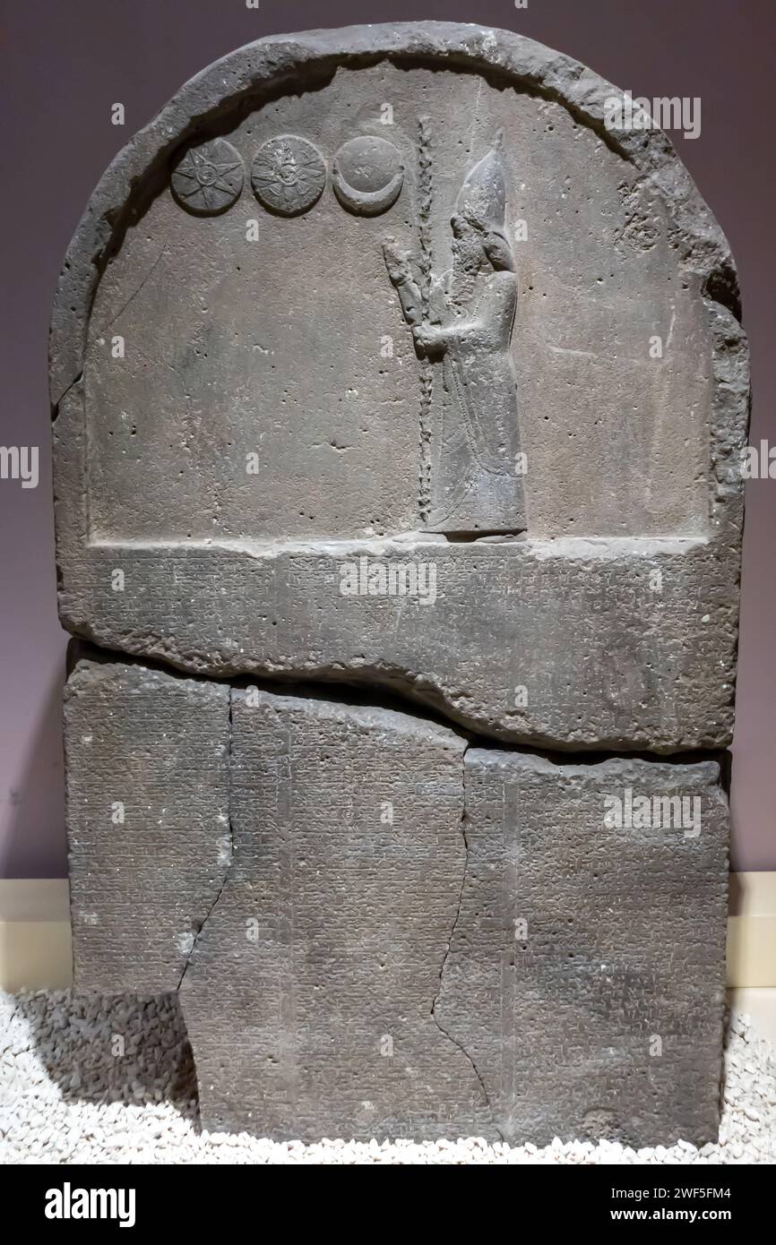 Re Nabonide o rilievo Nabonidus con l'iscrizione età del ferro, vi - V secolo a.C., Basalt, Harran Foto Stock